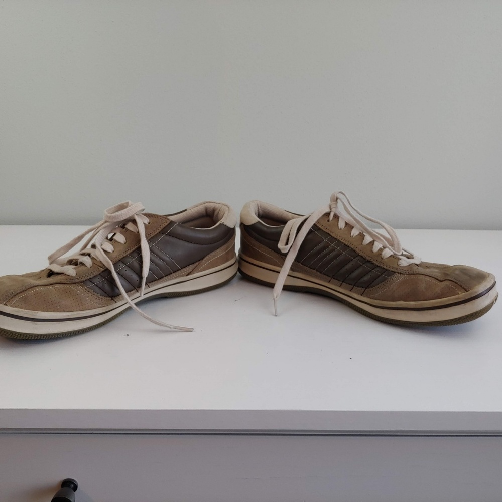 SOLD 11 Skechers casual shoes tan leather suede - Picture 4 of 6